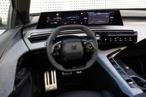 PEUGEOT-E-3008-Dual-Motor-(8)