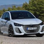 Peugeot 208 Hybrid 145 (2)