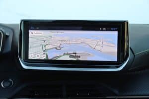 Peugeot 208 Hybrid 145 (22)