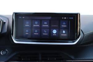 Peugeot 208 Hybrid 145 (23)