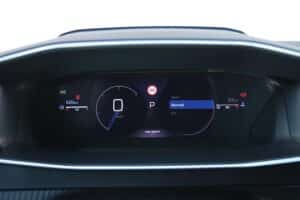 Peugeot 208 Hybrid 145 (25)