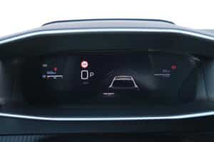 Peugeot 208 Hybrid 145 (29)