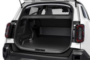 Renault-4-E-Tech-Electric-Van-(2)