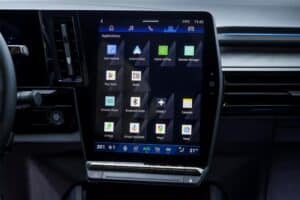 Renault-Rafale-infotainment