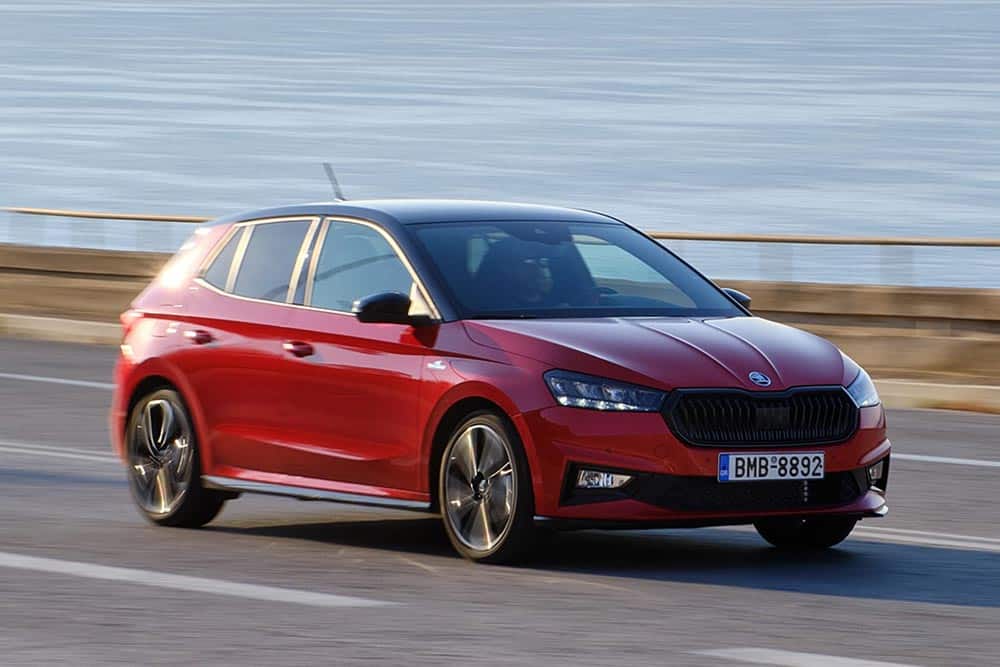https://autogreeknews.gr/wp-content/uploads/2025/10/Skoda-Fabia-Monte-Carlo-10.jpg