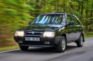 Skoda-Favorit-(1)