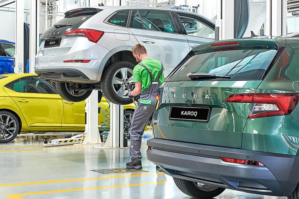 https://autogreeknews.gr/wp-content/uploads/2025/10/Skoda-Service.jpg
