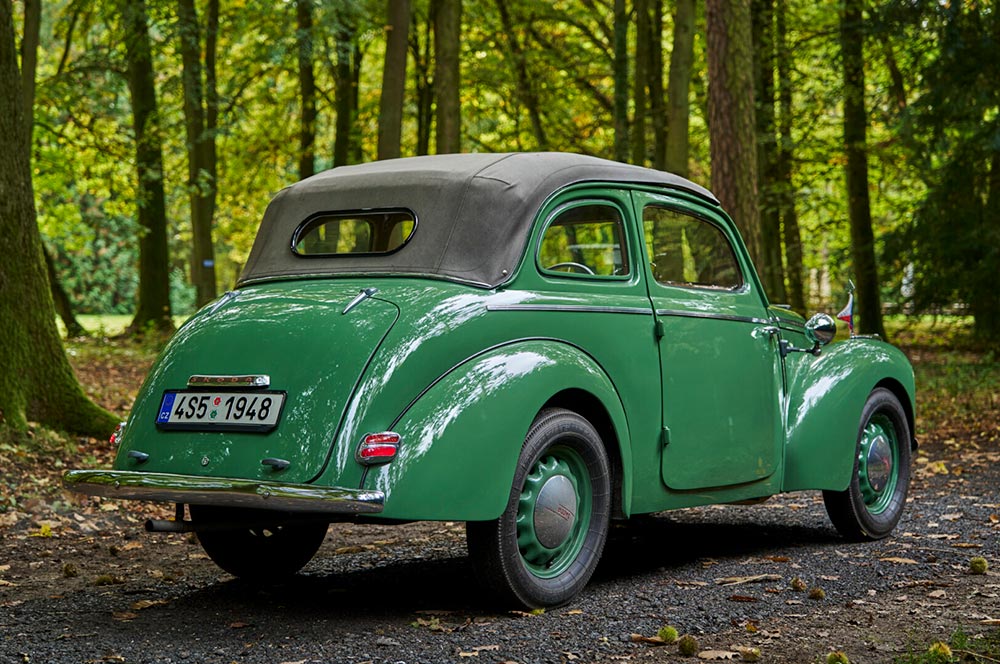 https://autogreeknews.gr/wp-content/uploads/2025/10/Skoda-Tudor-2.jpg