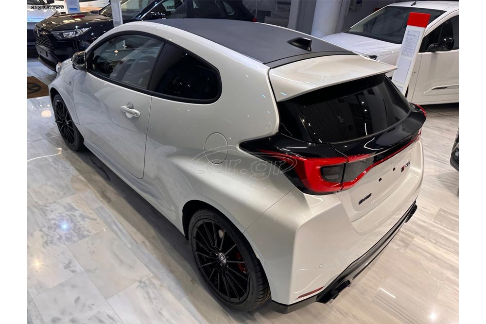 https://autogreeknews.gr/wp-content/uploads/2025/10/Toyota-GR-Yaris-2025-4.jpg