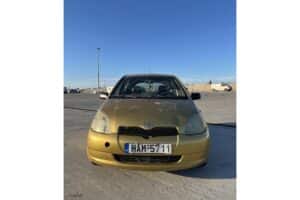 Toyota-Yaris-cheap-(8)