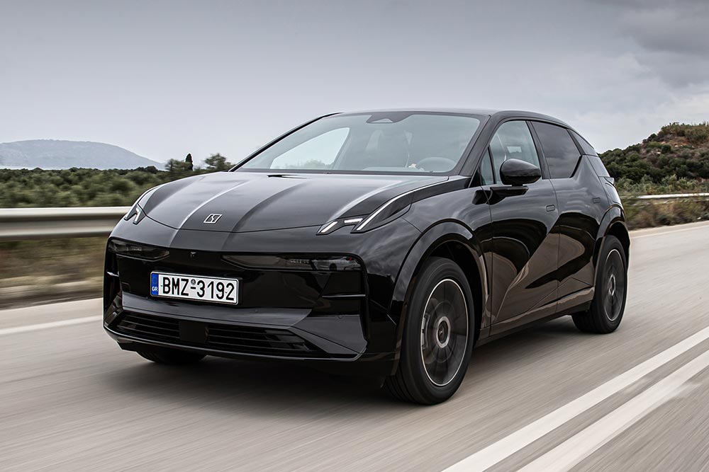 https://autogreeknews.gr/wp-content/uploads/2025/10/ZEEKR-X-16.jpg