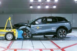 Με κορυφαία ασφάλεια το νέο SUV Zeekr 7X