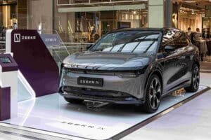 Zeekr 7X The Mall Athens (5)