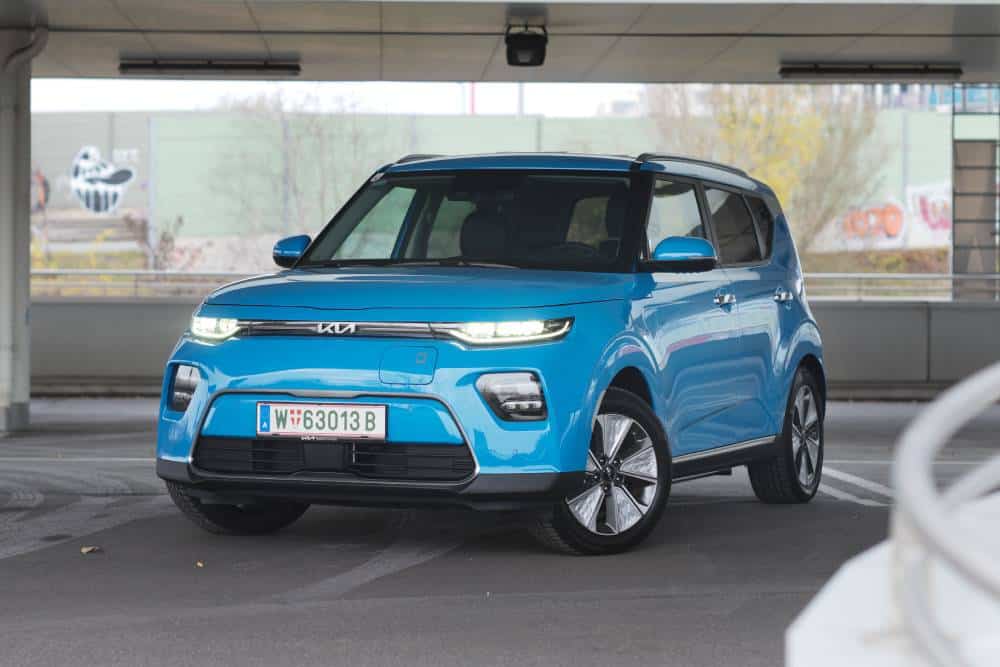 https://autogreeknews.gr/wp-content/uploads/2025/10/kia_e-soul_776.jpg