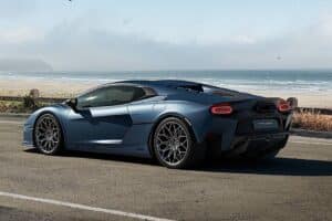lamborghini-brings-supercar-ownership-closer-to-ki (3)