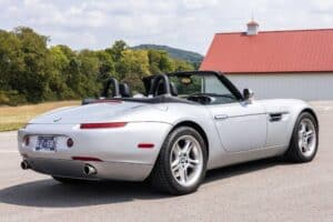 man-refuses-to-sell-23-year-old-bimmer-for-156000_ (1)