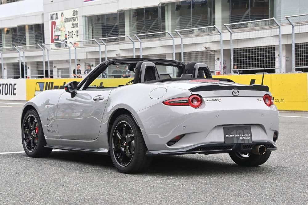https://autogreeknews.gr/wp-content/uploads/2025/10/mazda-mx-5-spirit-racing-06.jpg