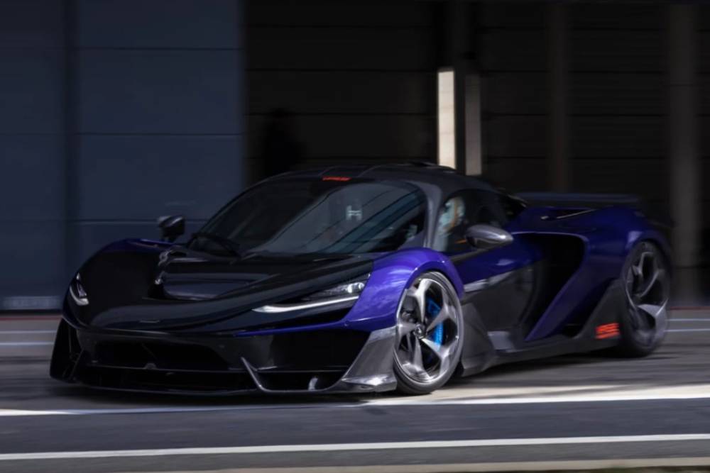 https://autogreeknews.gr/wp-content/uploads/2025/10/mclaren-w1-testing-02.jpg