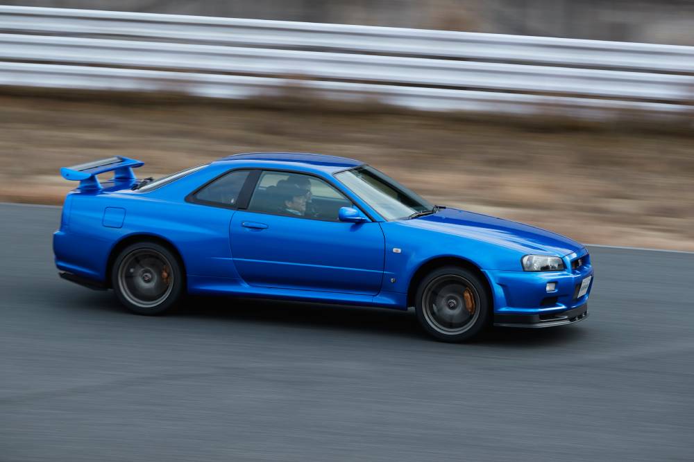 https://autogreeknews.gr/wp-content/uploads/2025/10/nissan_skyline_gt-r_674.jpg