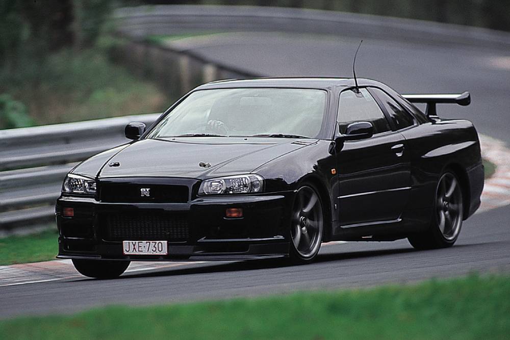 https://autogreeknews.gr/wp-content/uploads/2025/10/nissan_skyline_gt-r_v-spec_nurburgring_test_car.jpg