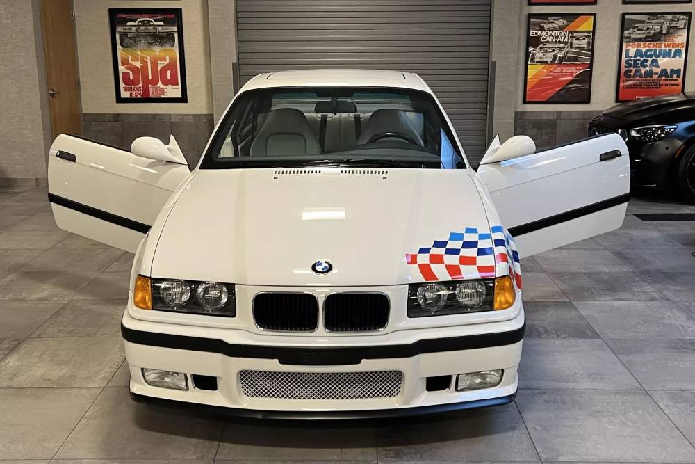 «Αγωνιάρα» BMW M3 E36 ξεπερνά τις 70.000 ευρώ