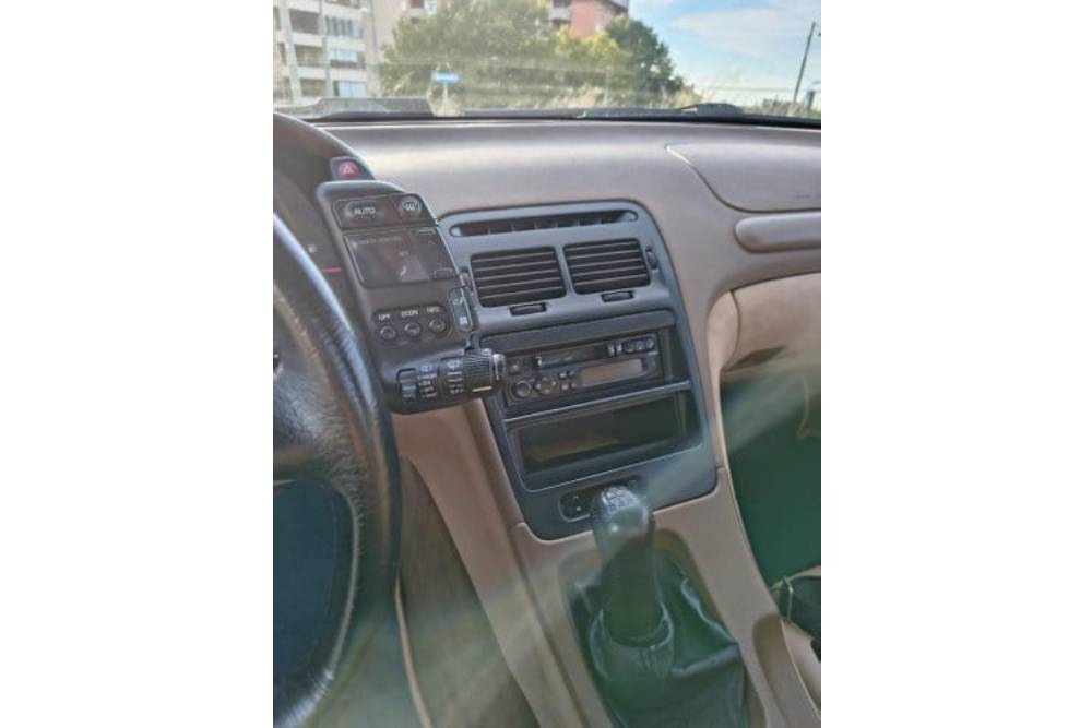 https://autogreeknews.gr/wp-content/uploads/2025/11/1996-nissan-300zx-6908a3cd3560f.jpg