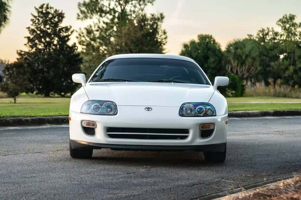 https://autogreeknews.gr/wp-content/uploads/2025/11/1998-Toyota-Supra-Auction-Mecum-4_result22.jpg