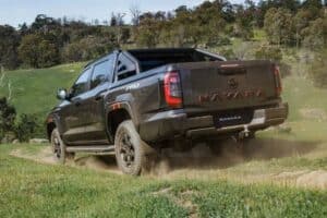 2026-Nissan-Navara-PRO-4X-5-2048×1366