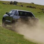 2026-Nissan-Navara-ST-X-3-2048x1366