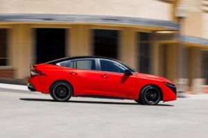 Σε τιμή χριστουγεννιάτικου δώρου το νέο Nissan Sunny