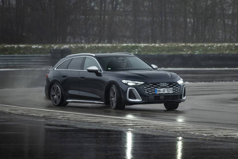 Η Audi κάνει πιο «πισωκίνητα» τα σπορ μοντέλα της