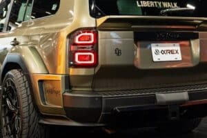 Alpharex-X-Liberty-Walk-Land-Cruiser-SEMA-17-2048x