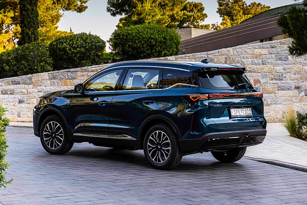 https://autogreeknews.gr/wp-content/uploads/2025/11/Chery-Tiggo-7-PHEV-2.jpg