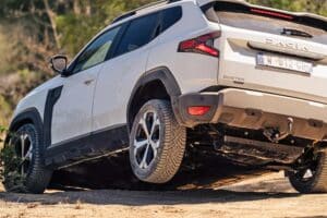 Dacia-Duster-III-hybrid-g-150-4X4-4