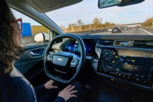 Το BlueCruise διαθέσιμο στα Puma, Kuga & Ranger PHEV (+video)