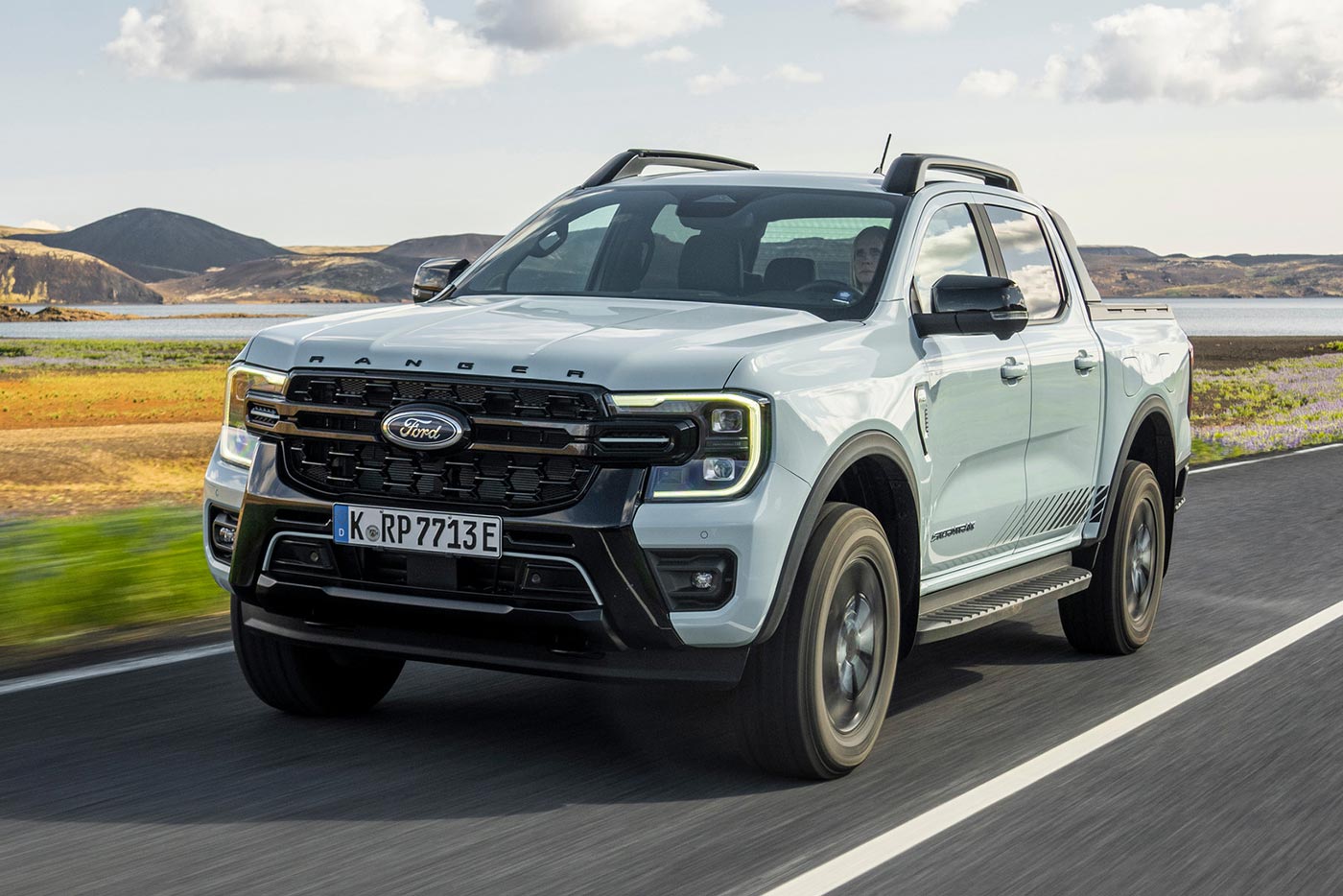 Ξεχνάς το service με το νέο Ford Ranger PHEV