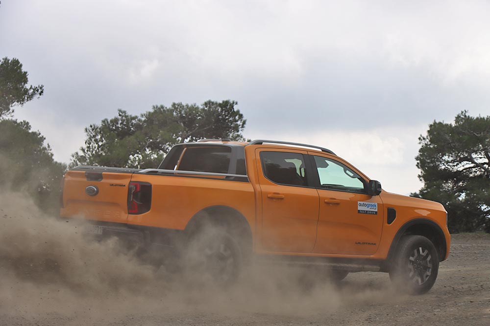 https://autogreeknews.gr/wp-content/uploads/2025/11/Ford-Ranger-PHEV-2.jpg
