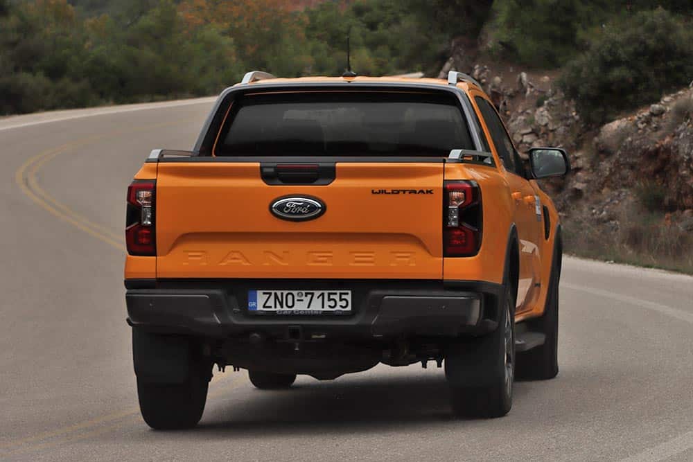 https://autogreeknews.gr/wp-content/uploads/2025/11/Ford-Ranger-PHEV-35.jpg
