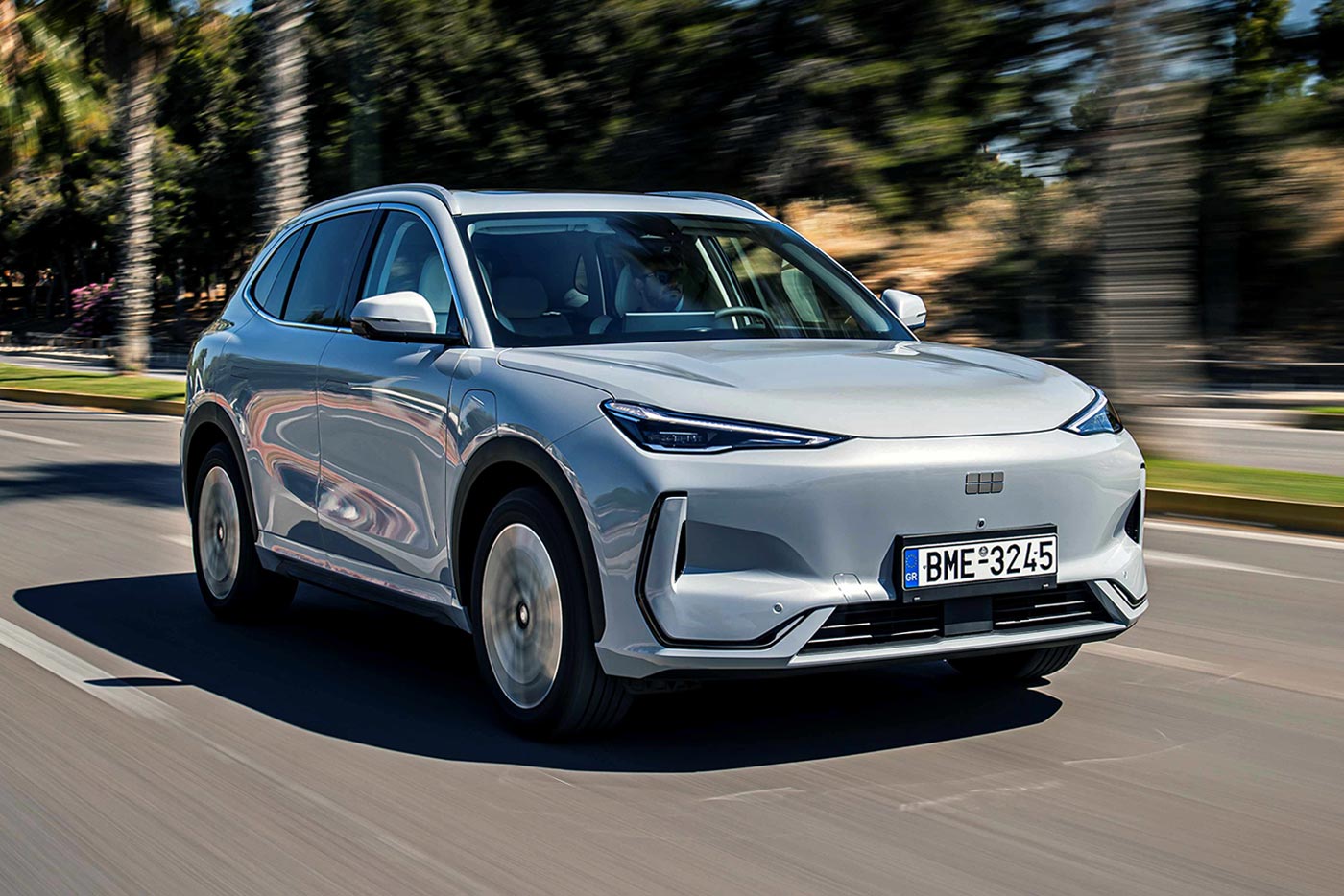 Σπάει τα κοντέρ η χαμηλή τιμή του Geely EX5