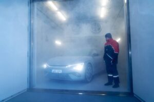 HMETC-corporate-Charging-Lab-Climate Chamber-highres (1)