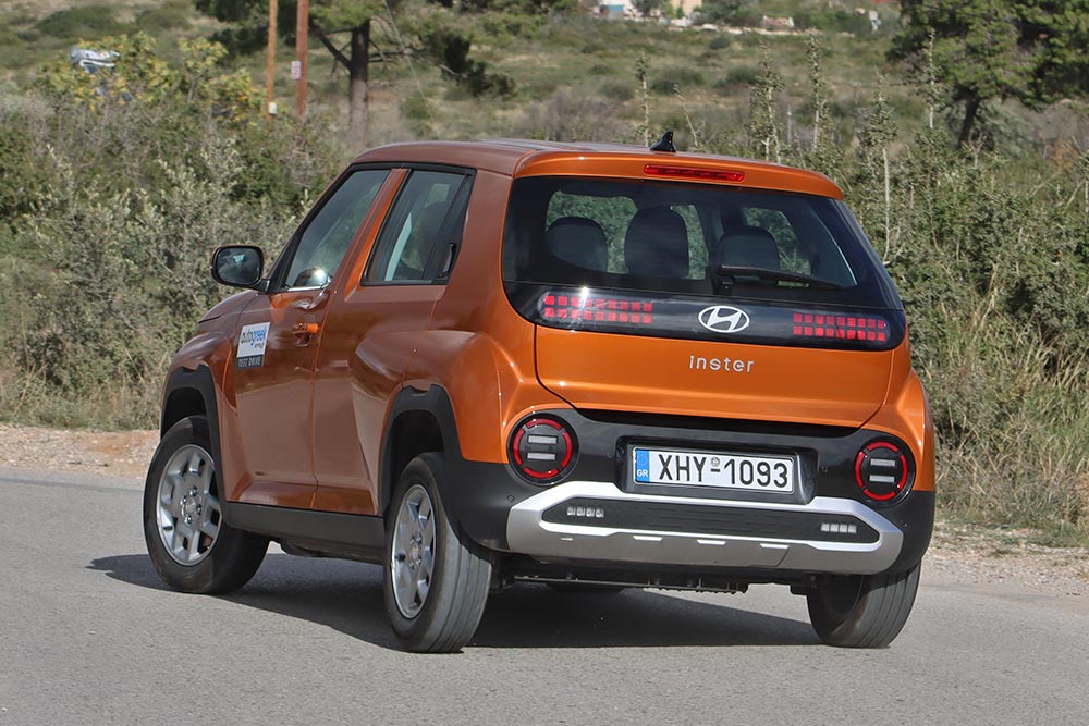 https://autogreeknews.gr/wp-content/uploads/2025/11/Hyundai-Inster-7.jpg