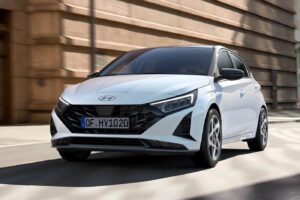 Νέο Hyundai i20 MY26 με αλλαγή κινητήρων (+τιμές)