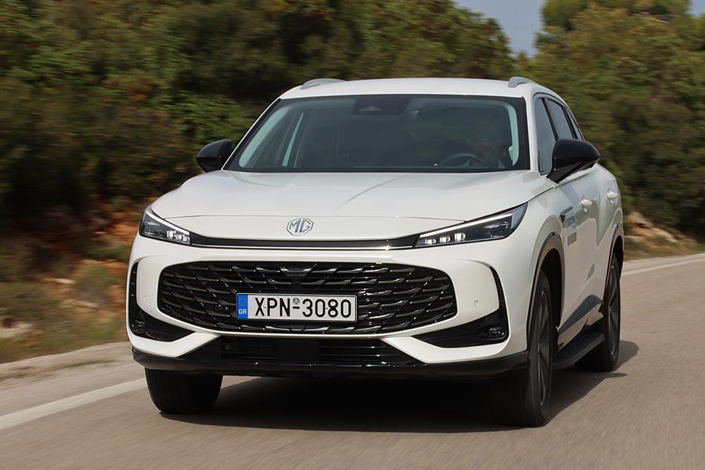 https://autogreeknews.gr/wp-content/uploads/2025/11/MG-HS-PHEV-4.jpg