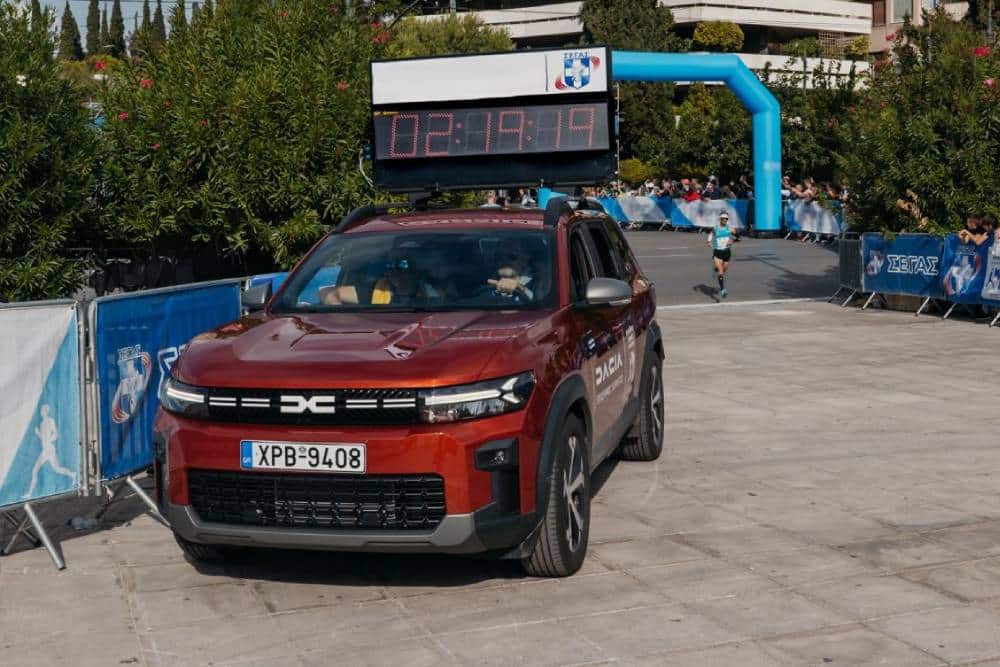 https://autogreeknews.gr/wp-content/uploads/2025/11/Marathon25_205-1.jpg