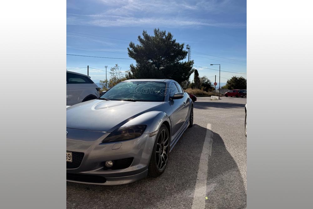 https://autogreeknews.gr/wp-content/uploads/2025/11/Mazda-RX-8-2004-1.jpg