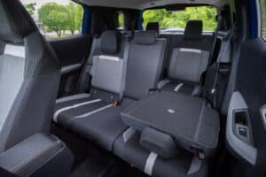 «Μεγάλο» υβριδικό SUV από μόνο 22.900 ευρώ