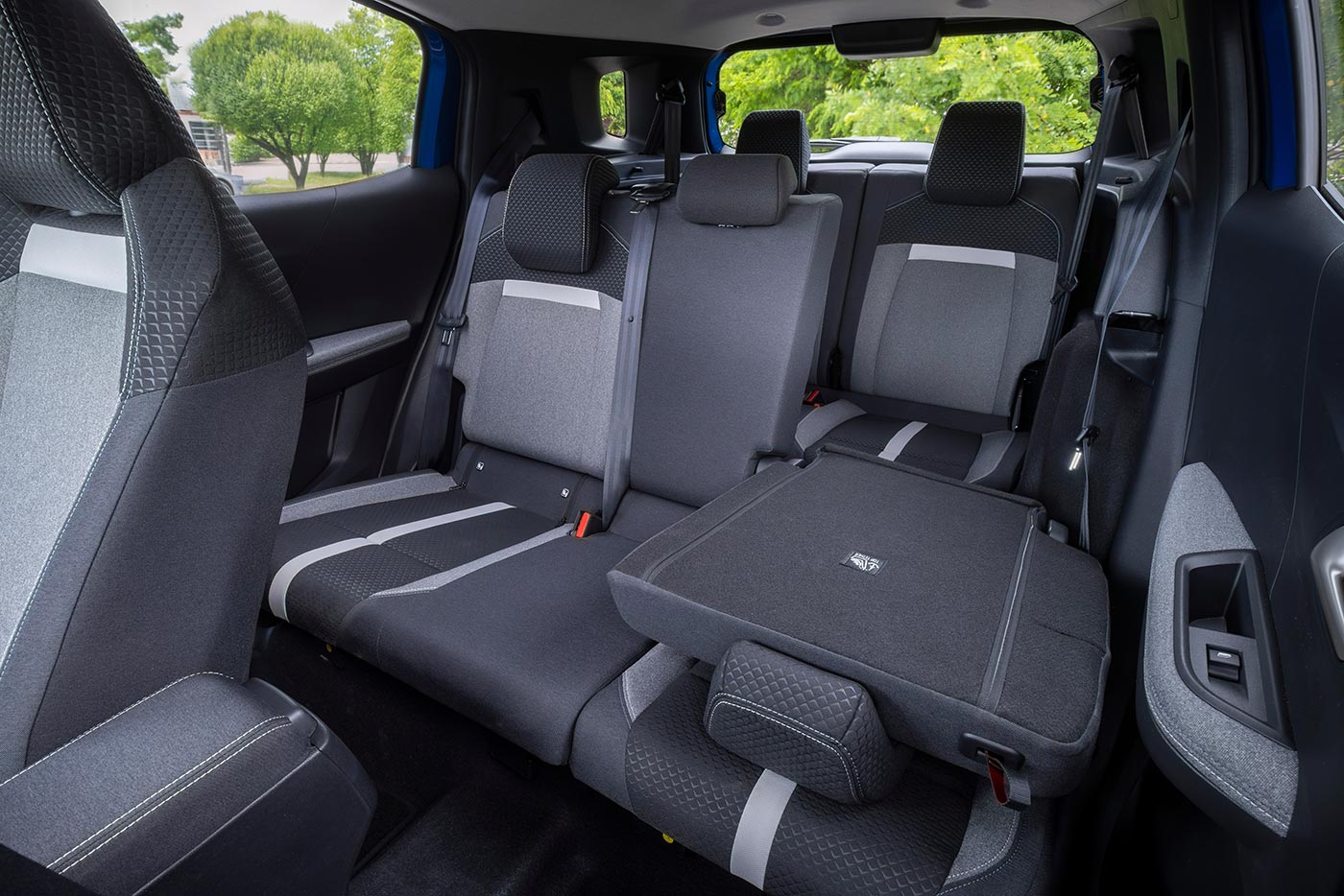 «Μεγάλο» υβριδικό SUV από μόνο 22.900 ευρώ