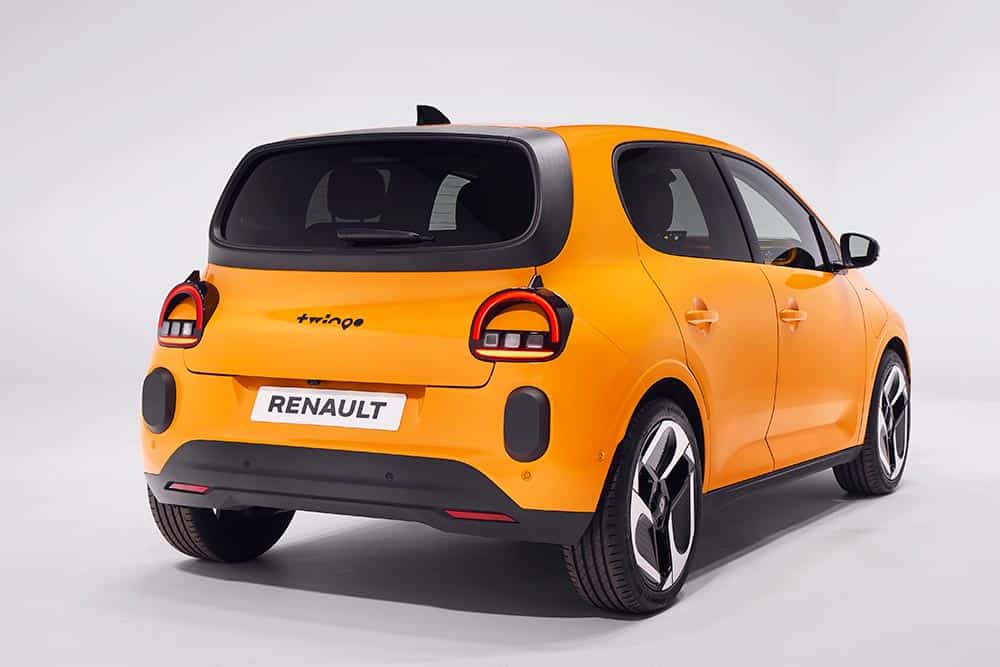https://autogreeknews.gr/wp-content/uploads/2025/11/Renault-Twingo-2025-9.jpg