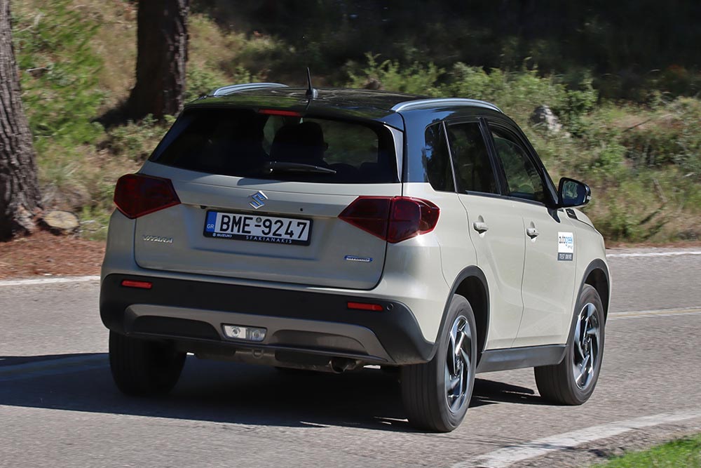 https://autogreeknews.gr/wp-content/uploads/2025/11/Suzuki-Vitara-1.4-110-8.jpg