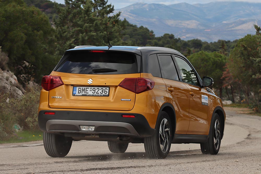 https://autogreeknews.gr/wp-content/uploads/2025/11/Suzuki-Vitara-1.4-110-hp-2WD-6AT-11.jpg